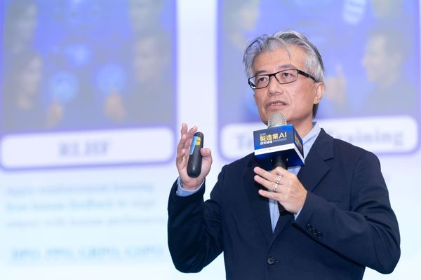 從「通用大模型」邁向「專家 Agent」的價值變現之路