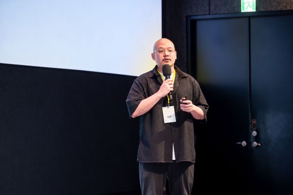 不求獨大，只當最懂需求的人：康斯特從礦場到 AI 電信商的品牌布局